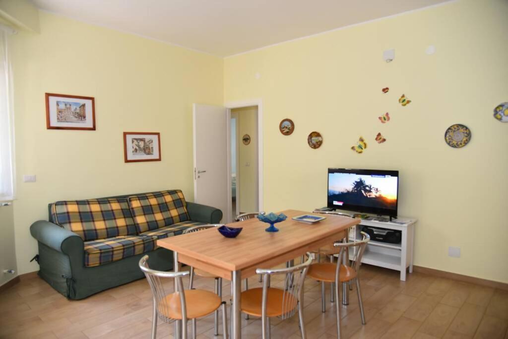 Casa Vacanza Zina 卡塔尼亚 外观 照片